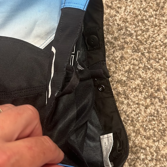 Kids fox 180 riding shirt and pants. - Picture 7 of 8